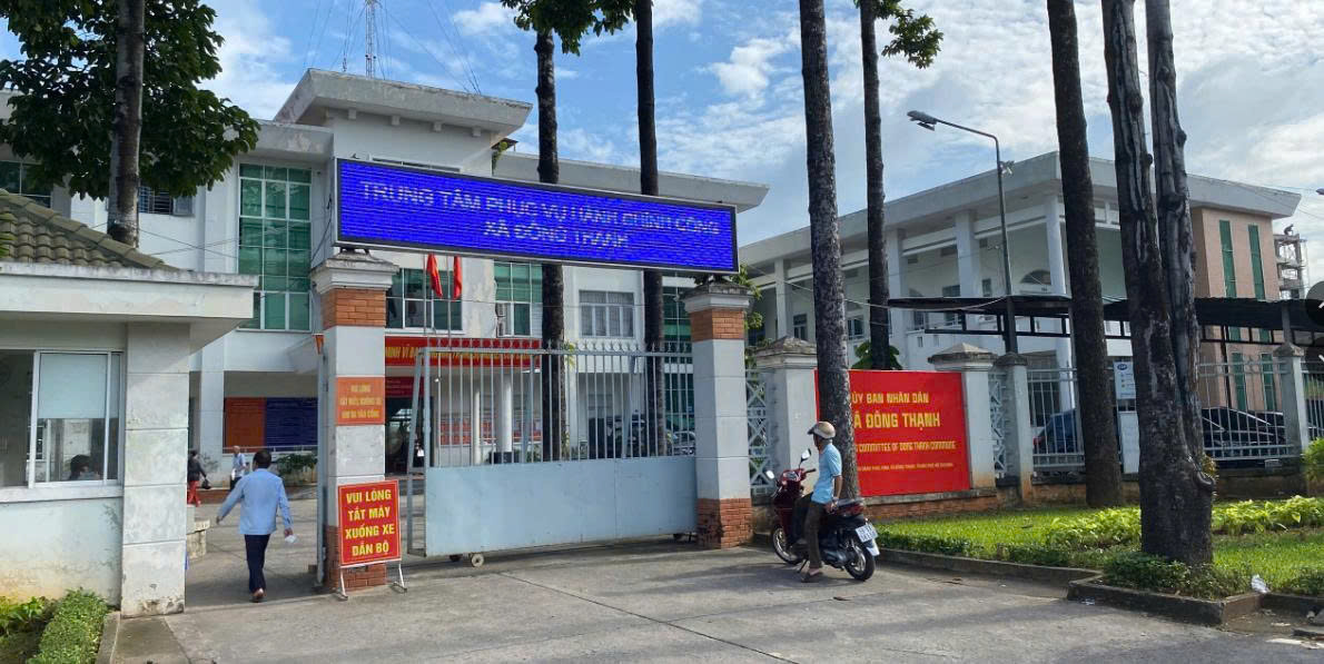 Trụ sở UBND xã Đông Thạnh