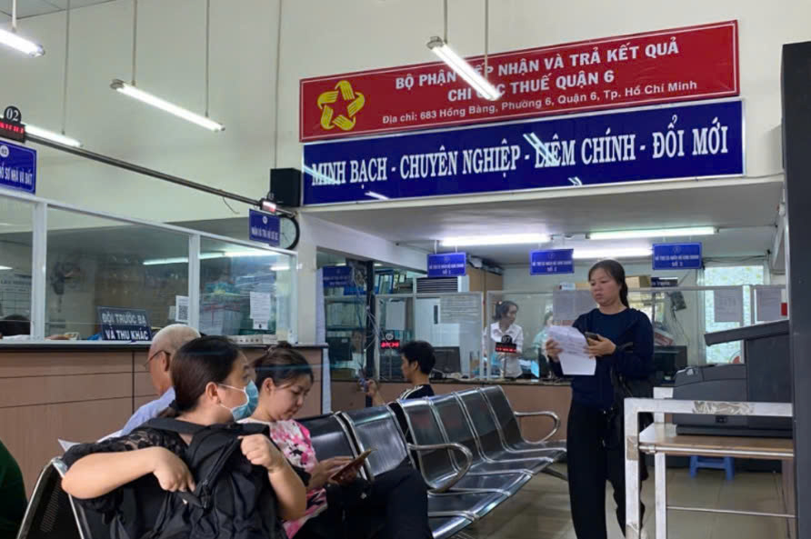 Bộ phận Tiếp nhận và Trả kết quả - Đội Thuế Quận 6